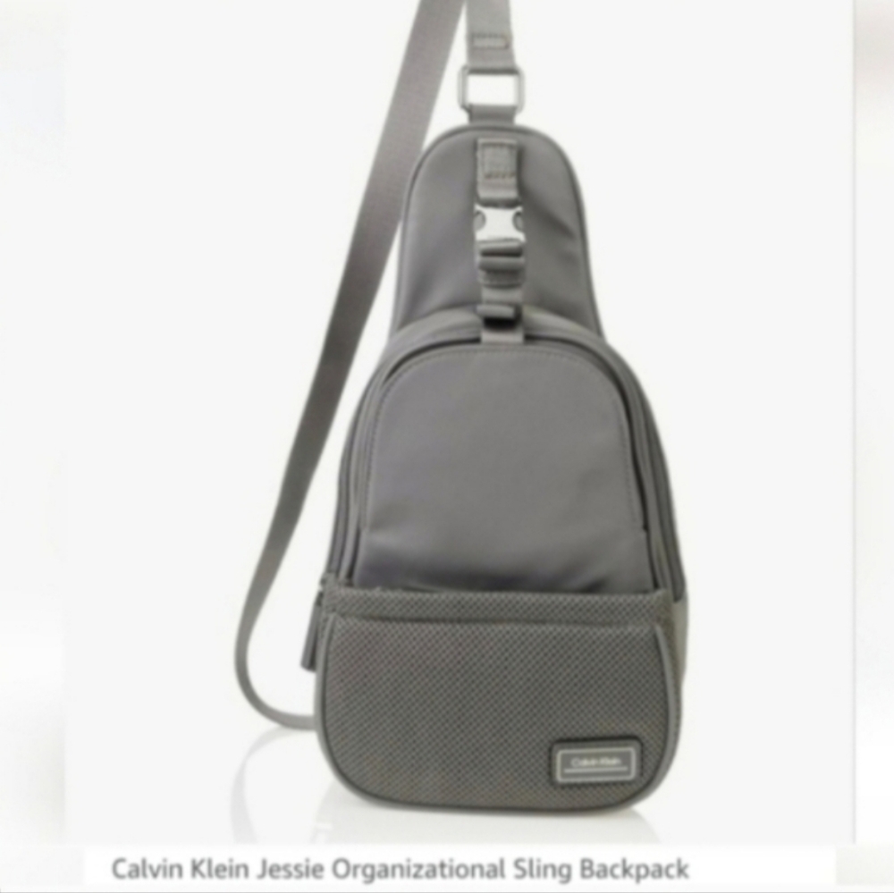 👋 FINAL MARKDOWN CLOSET CLOSING Calvin Klein Gray Crossbody Bag